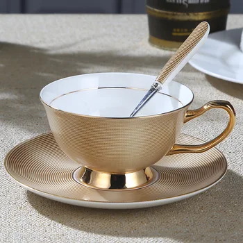 Bone China ceașcă de cafea set de aur contur creative engleză ceai rosu cupa Europeană de ceramică ceașcă de cafea fel de mâncare lingura