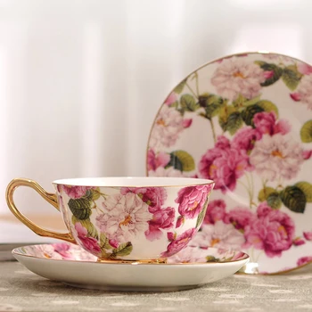 British High-End Bone China Cafea Ceasca Si Farfurie Set Ceramic După-Amiază Ceașcă De Ceai Roșu Elegant Cesti De Ceai Cadou De Nunta