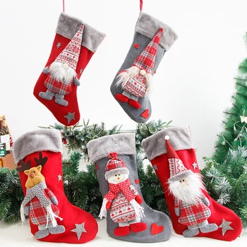 Ciorapi De Crăciun Tesatura Santa Fără Chip De Păpușă Ciorap Cadou Copii Candy Bag Om De Zăpadă Buzunar Agățat De Crăciun Ornament Pentru Pomul De Anul Nou 2023
