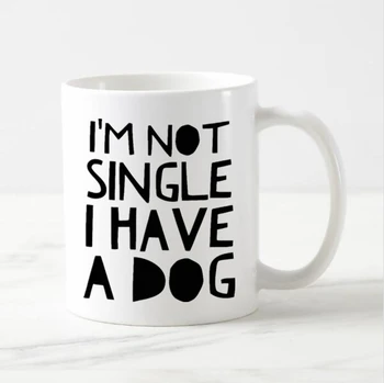 Ciudat eu Nu sunt Singur, am Un Câine Cana de Cafea cu Lapte Cupa Noutate Cadouri pentru Iubitul Câine Amuzant Citat Câini Cani Ceramica Alba Print 11oz