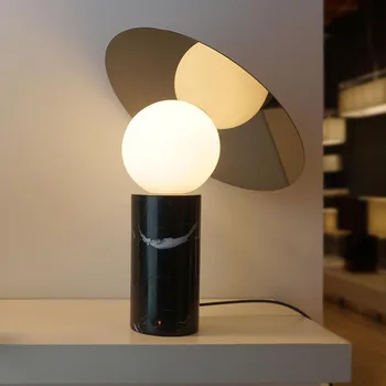 Nordic Post-moderne, Creative, Lumina Lux Living Capul Înclinat Art Lampă de Masă Designer de Dormitor cu Noptiere din Marmură Lampă Decorativă